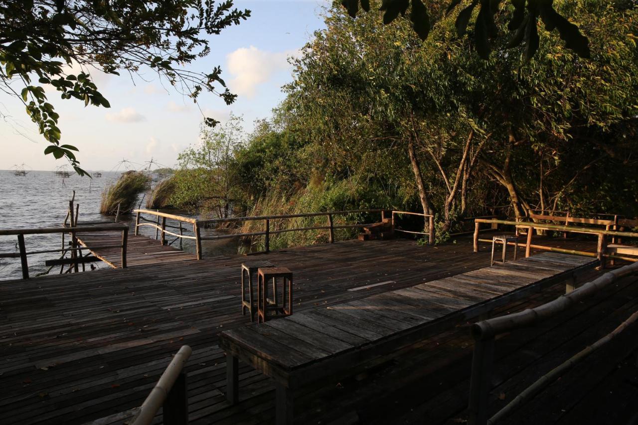 Wetlandcamp บ้านชายเล Phatthalung Exterior photo